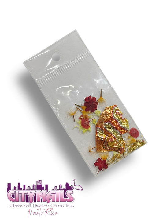 Small Dried Flowers: #40