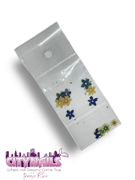 Small Dried Flowers: #44