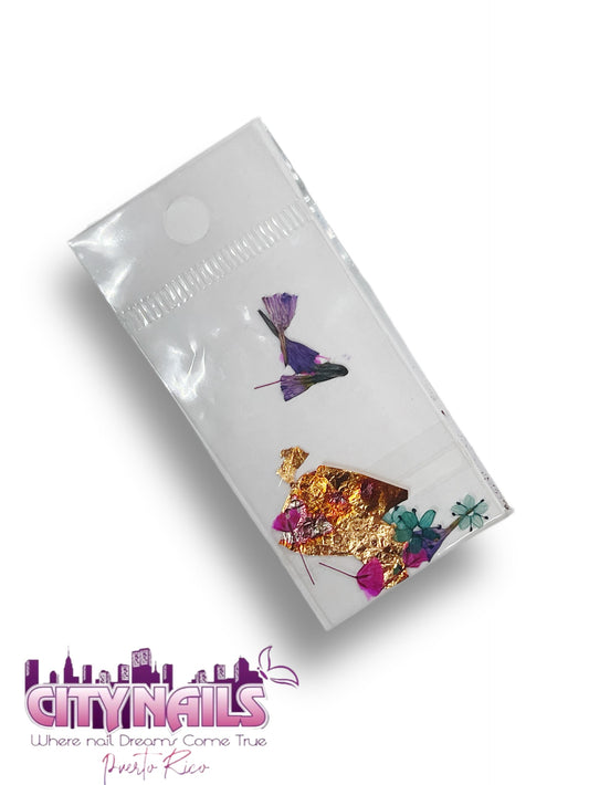 Small Dried Flowers: #60